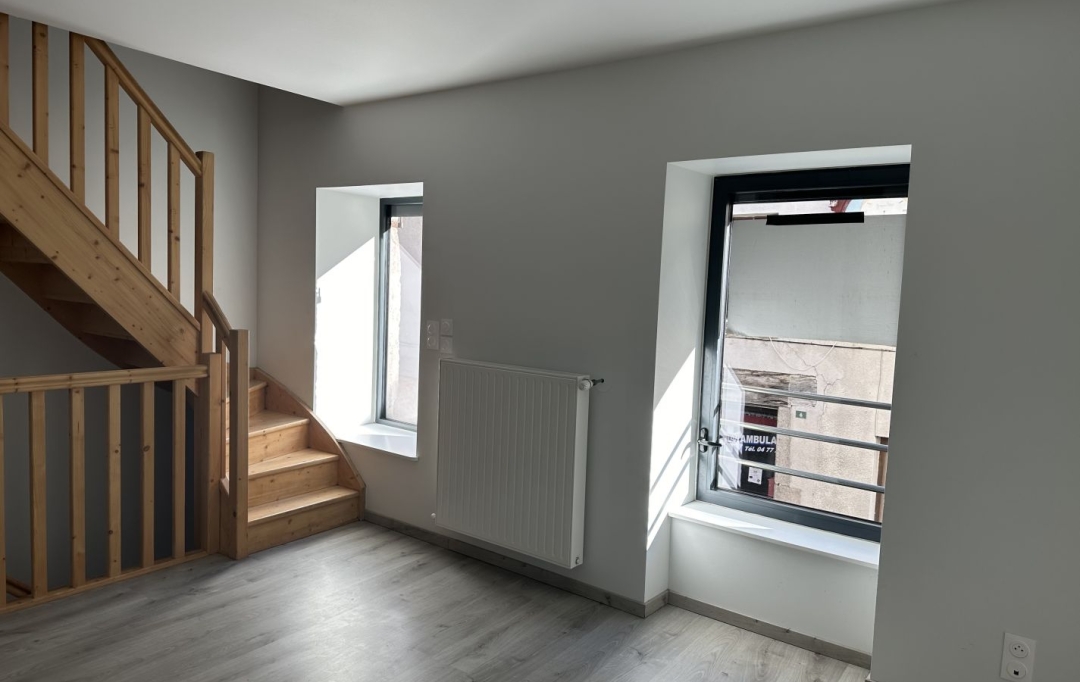 Annonces BALBIGNY : Maison / Villa | PANISSIERES (42360) | 134 m2 | 785 € 